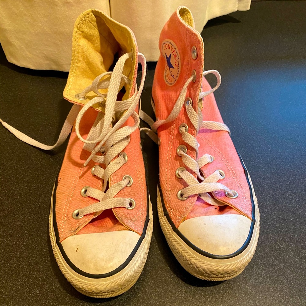 Converse All Star high top pink